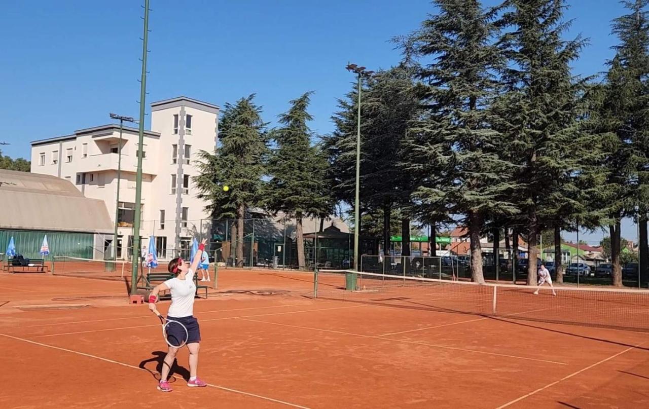 Roomsapartments Popcourt Pančevo Esterno foto