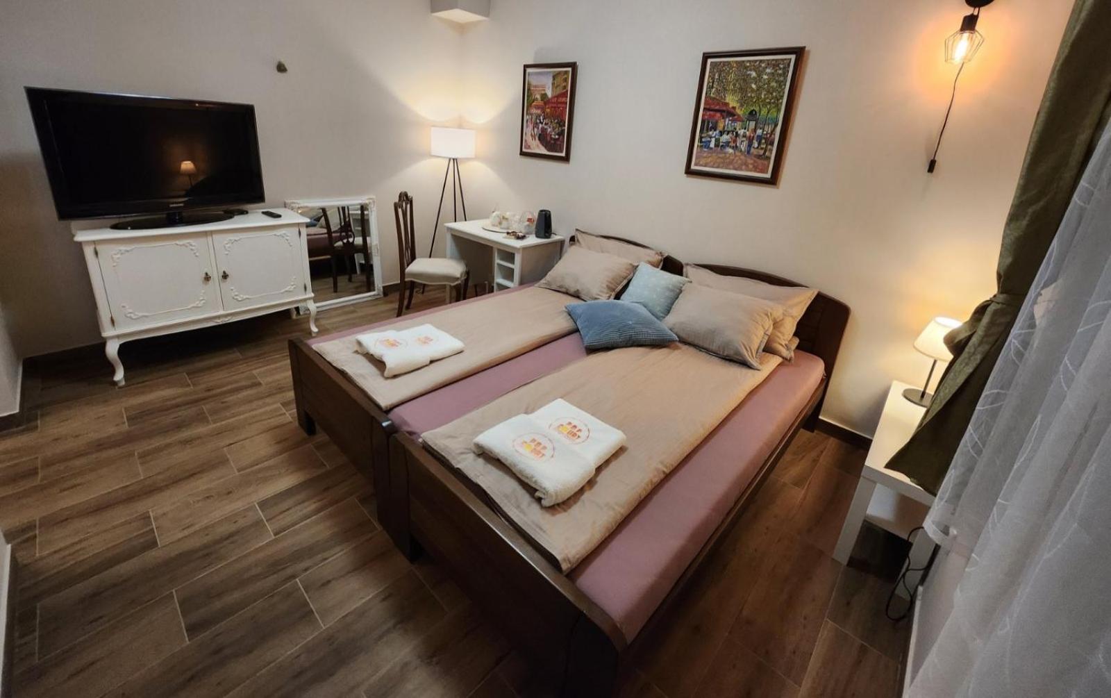 Roomsapartments Popcourt Pančevo Esterno foto